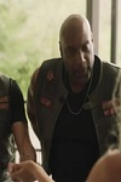 Moonshine S02E05 480p x264-mSD EZTV