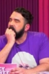 Hey Qween S01E08 720p WEB x264-CRiMSON [eztv]