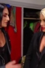 WWE SmackDown Live 2019 04 30 HDTV x264-NWCHD [eztv]