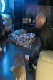 Intervention S22E11 Tim 480p x264-mSD EZTV