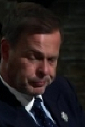 Dragons Den S17E13 720p HDTV x264-BARGE [eztv]
