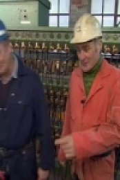 Flog It S16E28 480p x264-mSD [eztv]