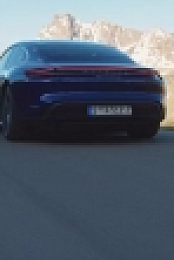Ultimate Supercar S01 WEBRip x264-ION10 EZTV