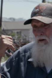 Hoarders S16E02 XviD-AFG EZTV
