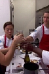 Top Chef S14E08 EXTENDED 720p WEB x264-HEAT[eztv]