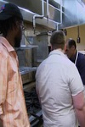 Hells Kitchen US S20E13 480p x264-mSD EZTV