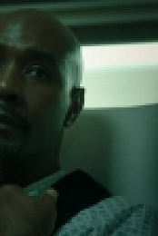 The Resident S04E07 WEB h264-BAE EZTV