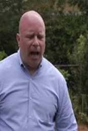 Hoarders S13E06 Kate 480p x264-mSD EZTV