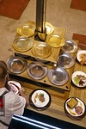 Next Level Chef S01E02 480p x264-mSD EZTV