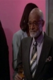Girlfriends S06E06 480p x264-mSD [eztv]