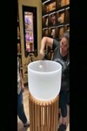 Messyness S02E10 480p x264-mSD EZTV