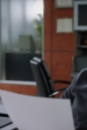 Great News S02E02 iNTERNAL 720p WEB x264-BAMBOOZLE[eztv]