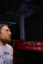WWE SmackDown Live 2018 04 17 AAC MP4-Mobile[eztv]