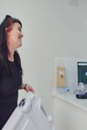 The Bizarre Pet Vets S01E02 480p x264-mSD EZTV