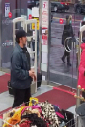 Impractical Jokers S10E16 480p x264-mSD EZTV