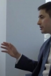Axios S01E01 HDTV x264-aAF [eztv]