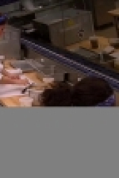 Hells Kitchen US S16E10 720p HDTV X264-DIMENSION[eztv]