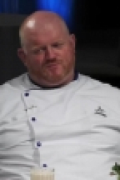 Hells Kitchen US S19E10 720p HEVC x265-MeGusta EZTV