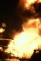 Make It Out Alive S01E04 Oil Rig Explosion WEB H264-UNDERBELLY [eztv]