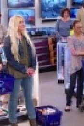 Superstore S04E18 720p HDTV x264-KILLERS [eztv]