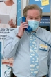 Superstore S06E15 WEB x264-PHOENiX EZTV