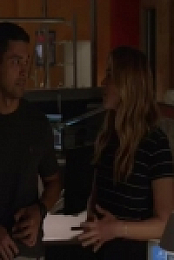 NCIS S17E02 480p x264-mSD [eztv]