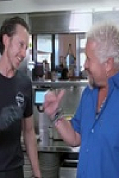 Diners Drive-Ins and Dives S45E01 480p x264-mSD EZTV