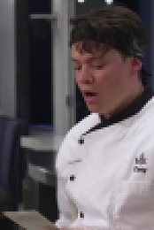 Hells Kitchen US S19E14 1080p HEVC x265-MeGusta EZTV