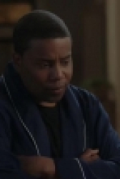 Kenan S01E02 HDTV x264-PHOENiX EZTV