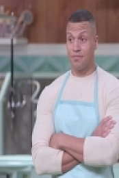Haute Dog S01E11 480p x264-mSD EZTV