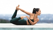 [ FreeCourseWeb ] AloMoves - 21-Day Yoga Sweat