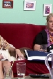 Gogglebox AU S08E10 WEB h264-KOMPOST [eztv]