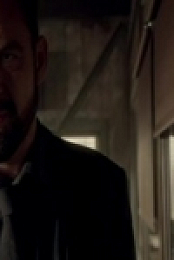 Rogue S01E10 480p x264-mSD [eztv]
