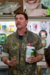 The Middle S09E07 iNTERNAL 720p WEB x264-BAMBOOZLE[eztv]