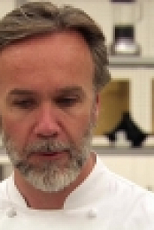 MasterChef The Professionals S09E04 WEB h264-ROFL[eztv]