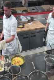 Hells Kitchen US S22E14 480p x264-mSD EZTV