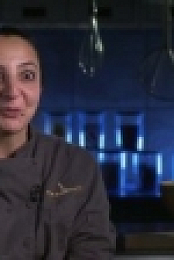 Chopped S42E11 Take the Cake 720p WEBRip x264-CAFFEiNE [eztv]