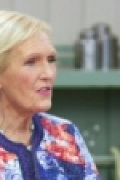 The Great British Baking Show S03E02 Biscuits 720p WEB h264-PFa [eztv]
