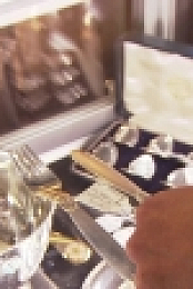 Bargain Hunt S54E13 720p WEB h264-PFa EZTV
