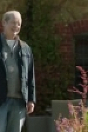 Mum S03E03 720p WEBRip x264-KOMPOST [eztv]