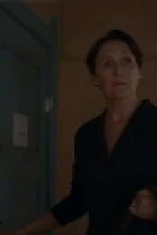 Killing Eve S02E08 WEB x264-PHOENiX EZTV