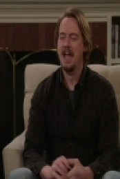 Last Man Standing US S09E08 480p x264-mSD EZTV