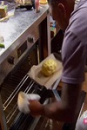 Celebrity MasterChef Australia S02E01 480p x264-mSD EZTV