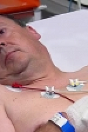 24 Hours In A And E S23E05 XviD-AFG EZTV