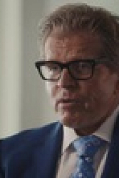 Rich And Shameless S01 WEBRip x264-ION10 EZTV
