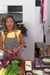 Selena plus Chef S03E07 720p WEB h264-KOGi EZTV