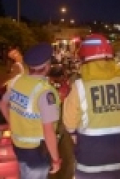 Highway Cops S04E01 HDTV x264-FiHTV [eztv]