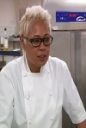 MasterChef The Professionals S11E19 480p x264-mSD [eztv]