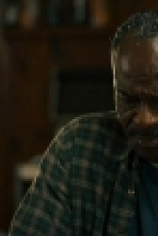 True Detective S03E08 WEB x264-PHOENiX EZTV