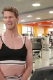 Tosh 0 S09E18 720p HDTV x264-MiNDTHEGAP[eztv]